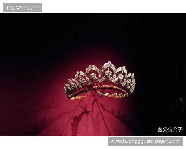 探秘皇冠中国官网的品牌故事与发展历程，了解王冠的每一份匠心与传承