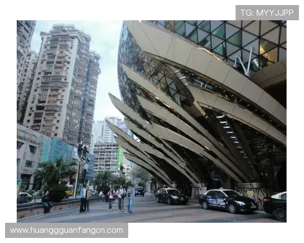 澳门皇冠中国在澳门博彩行业中的地位与优势深度剖析 澳门皇冠中国在澳门博彩行业中的地位与优势深度剖析